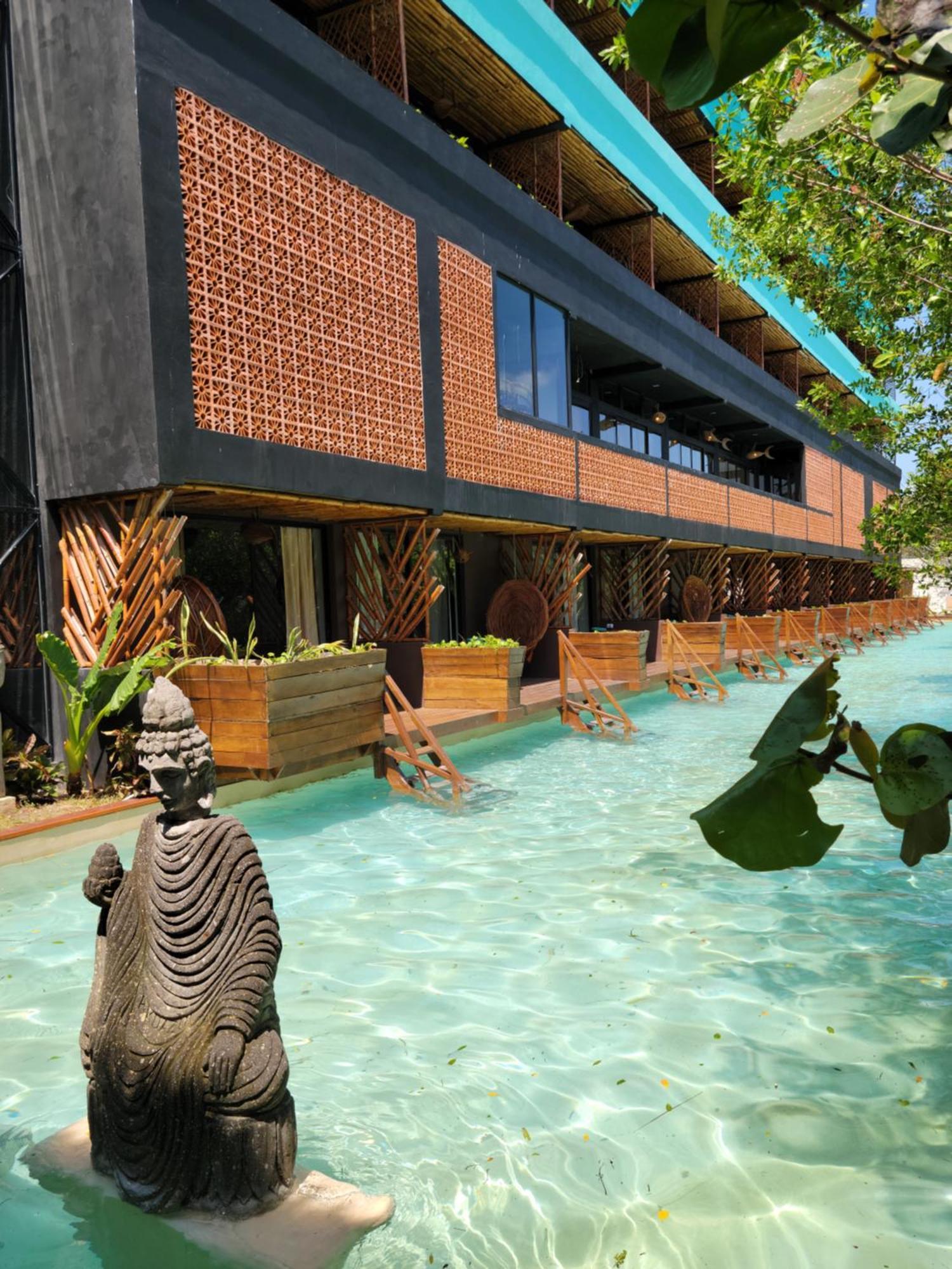 Akuazul Resorts Adults Only Cancún Exterior foto